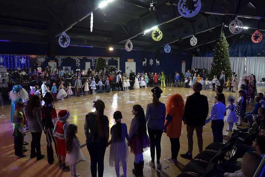 В старооскольском дворце спорта «Аркада» прошли новогодние представления