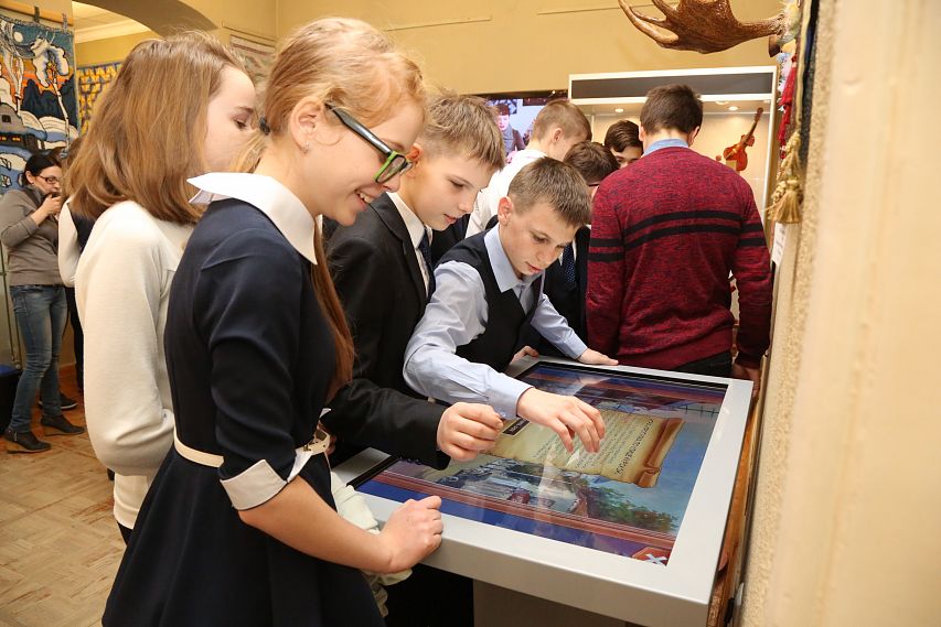 В старооскольском краеведческом музее появились интерактивные игры