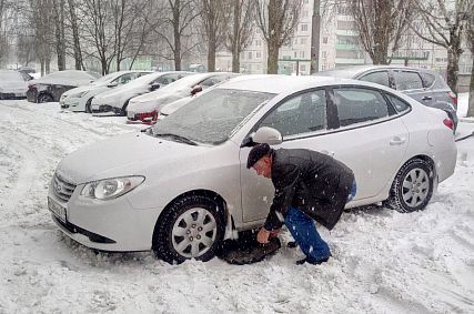 Погода продолжает испытывать старооскольцев на прочность (фото и видеорепортаж)