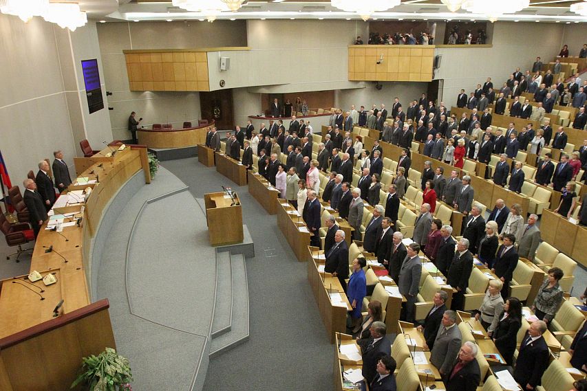 Депутаты Госдумы повысили МРОТ до прожиточного уровня