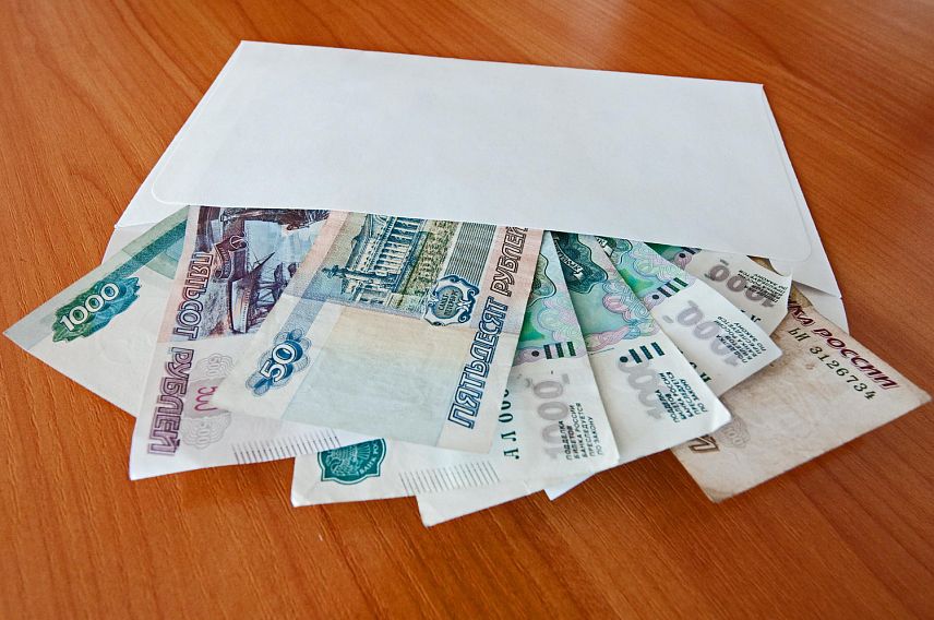 Злоумышленницы заменили 90 тысяч рублей листками бумаги