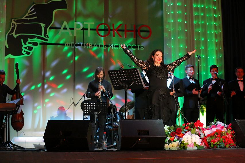 В Старом Осколе состоялся концерт Тамары Гвердцители (фото и видеорепортаж)