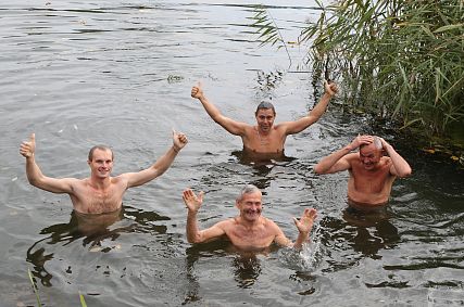 Старооскольские «моржи» открыли купальный сезон мастер-классом
