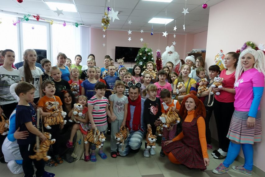 Фонд «Поколение» Андрея Скоча привёз праздник юным пациентам Белгородской областной больницы