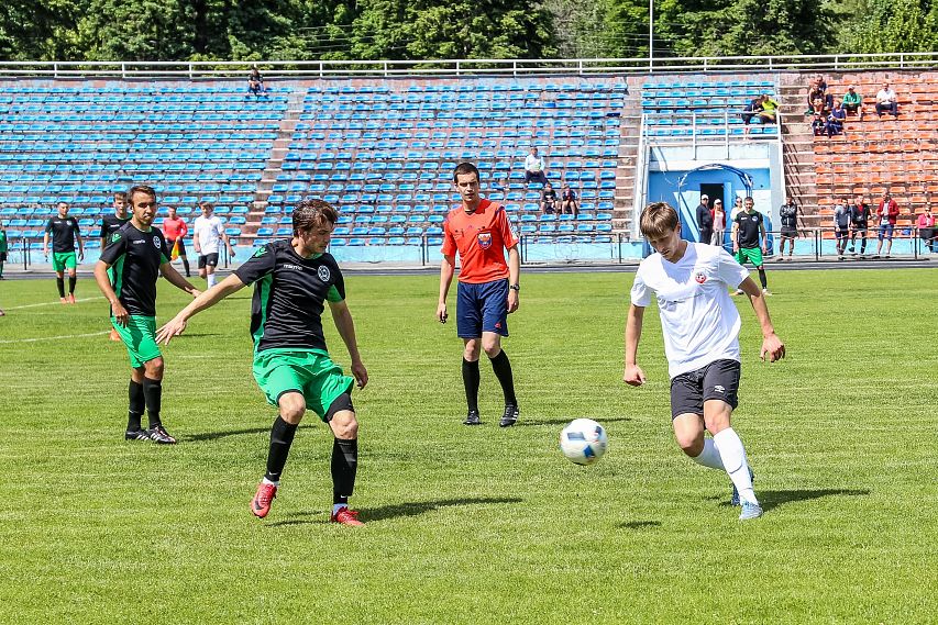 Футболисты «Металлурга-ОЭМК» сыграли вничью в Первенстве и победили в матче Кубка