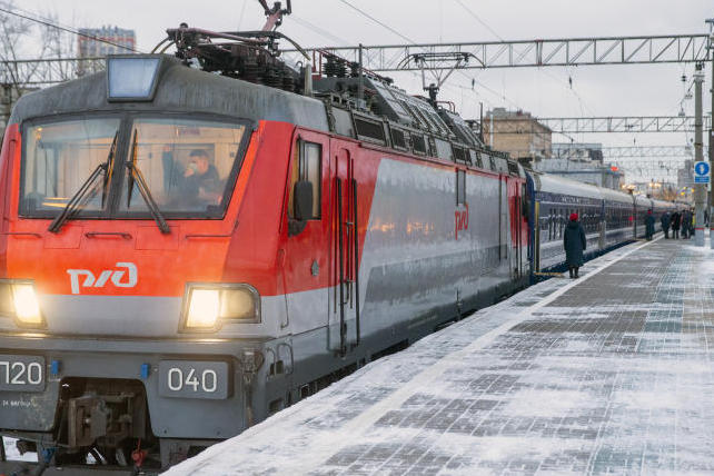 Дополнительные поезда запустят из Старого Оскола в Москву на новогодние праздники