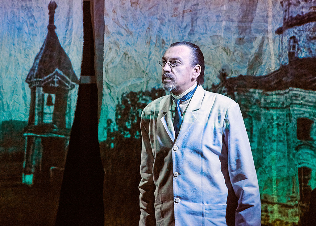 В театре для детей и молодёжи Старого Оскола стартует профессиональная программа фестиваля СПЛАВ