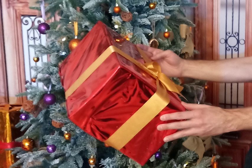 Покупку новогодних подарков заранее планирует каждый второй россиянин