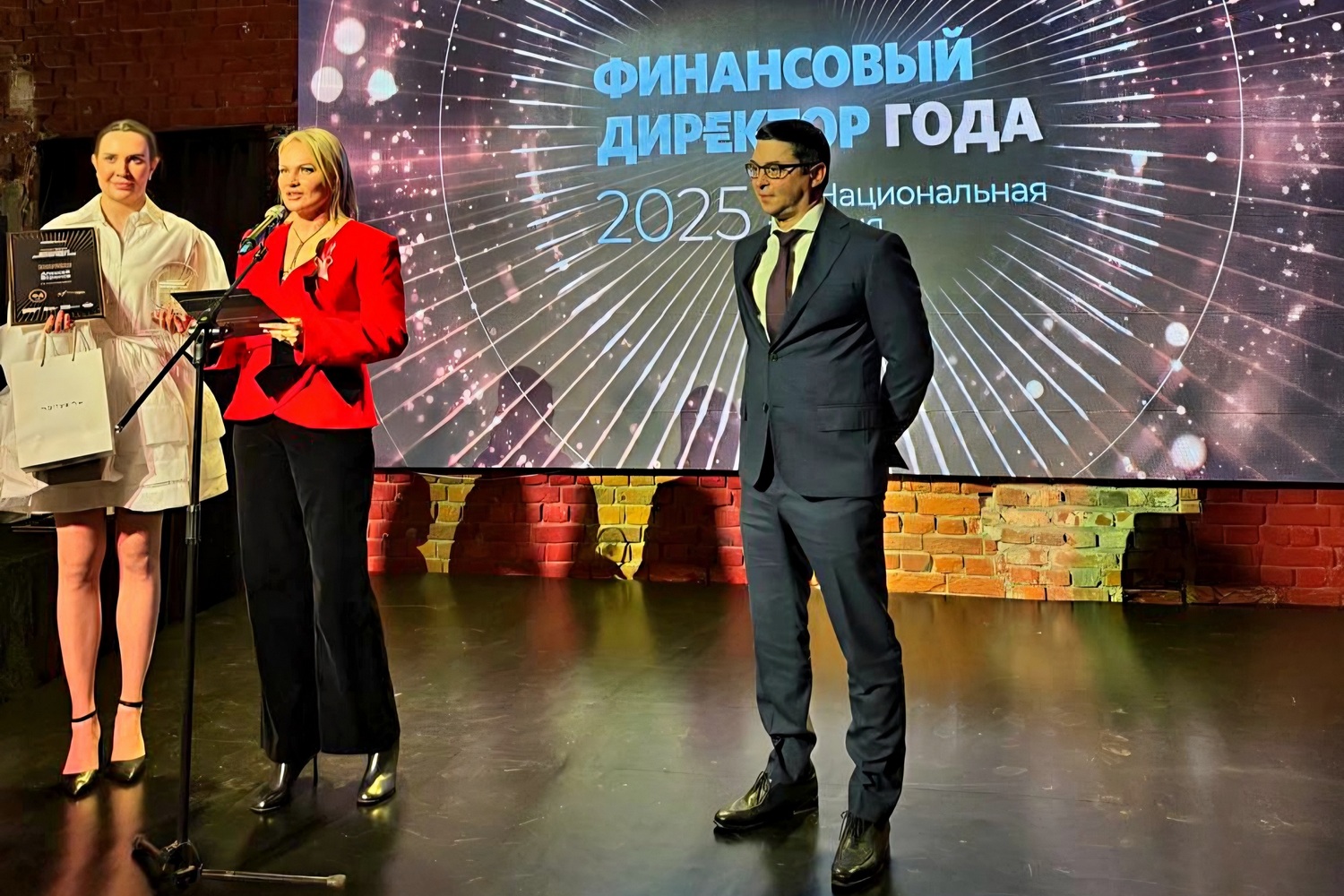 Финансовый директор Металлоинвеста стал лауреатом XIII Национальной премии Финансовый директор года за управление долговой нагрузкой