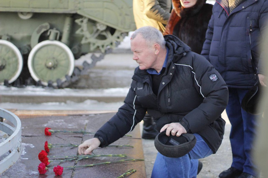 В Старом Осколе прошли митинги в честь дня вывода войск из Афганистана