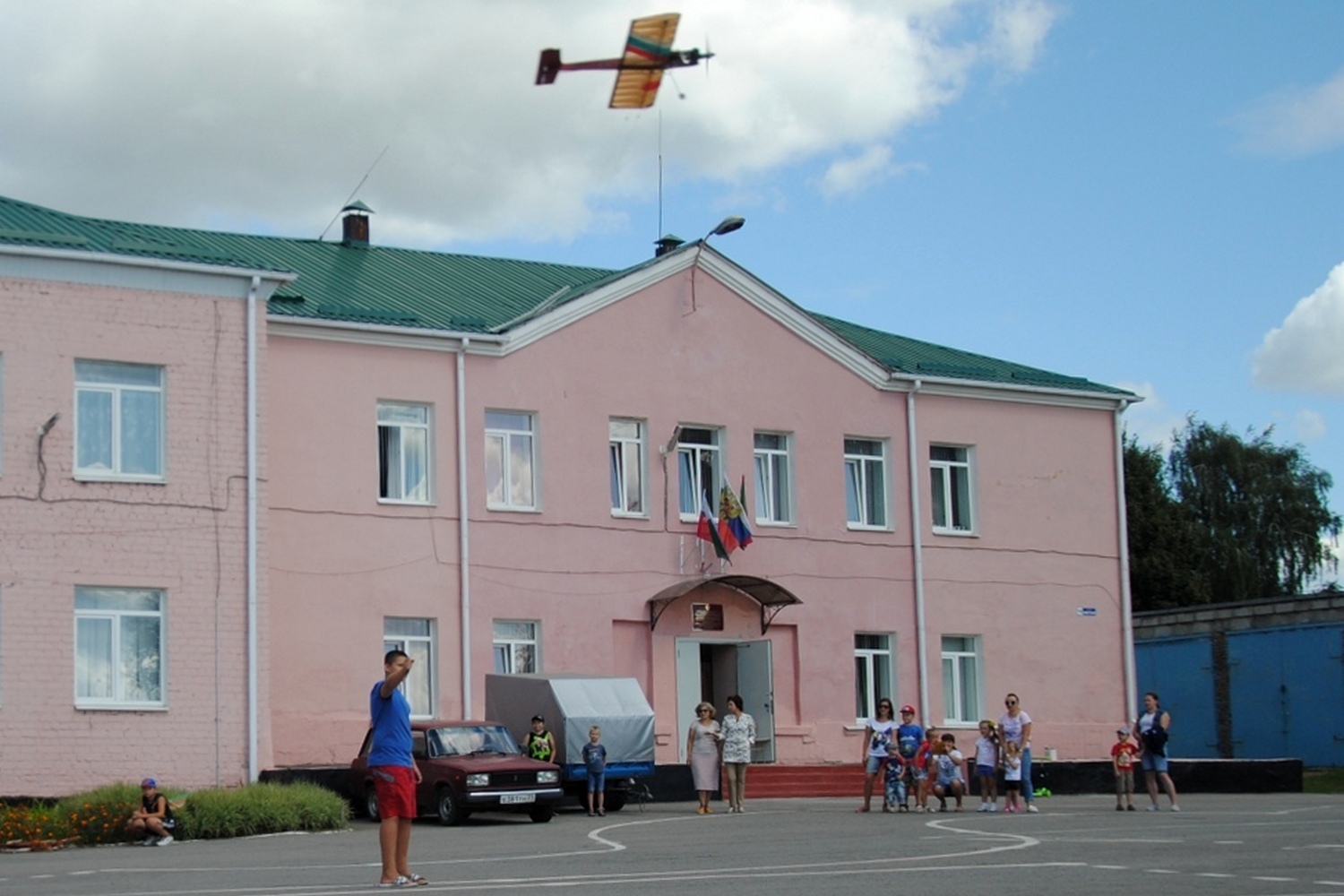 Незаконно уволенного старооскольского педагога восстановили на работе