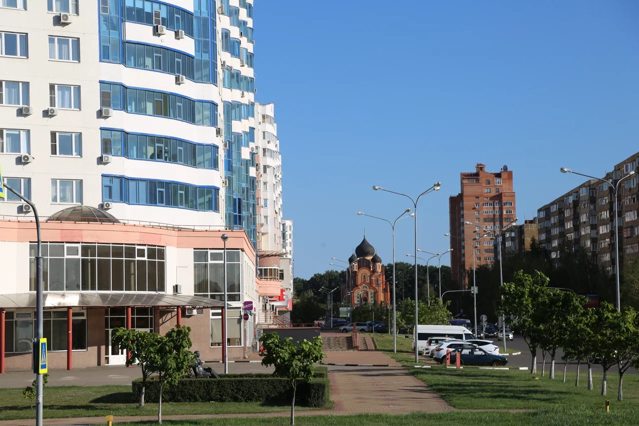 В сентябре в Белгородской области подорожали услуги общепита и снизились цены на автомобили