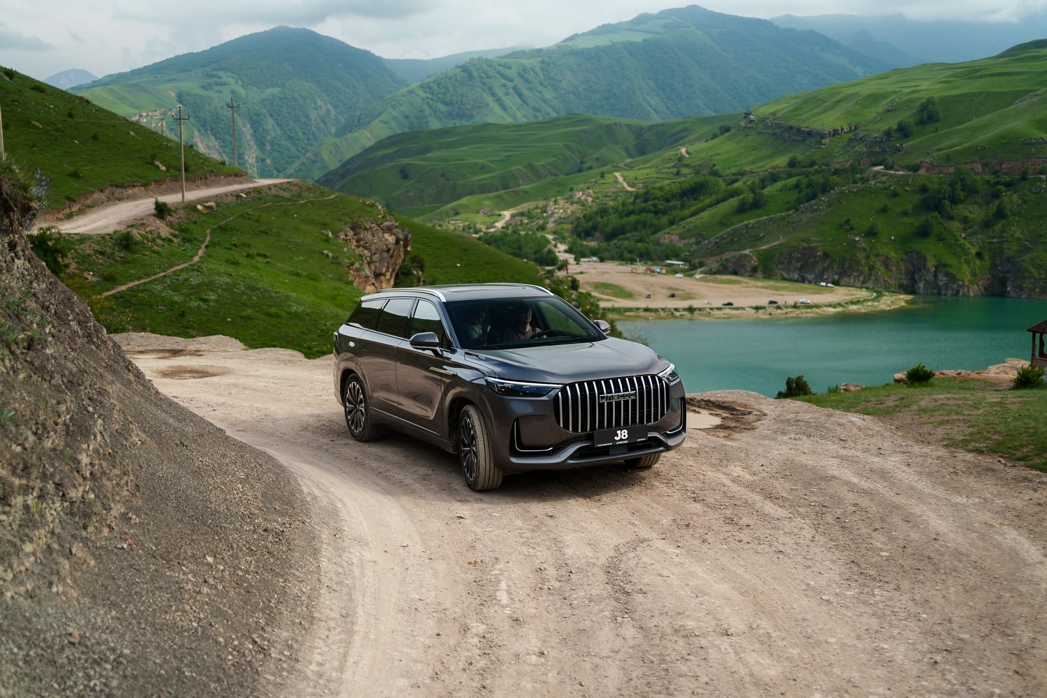 Простота и забота для всех членов семьи - выбирайте JAECOO J8