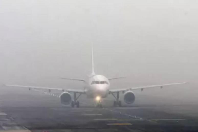 В Белгороде и Воронеже из-за тумана задерживают авиарейсы