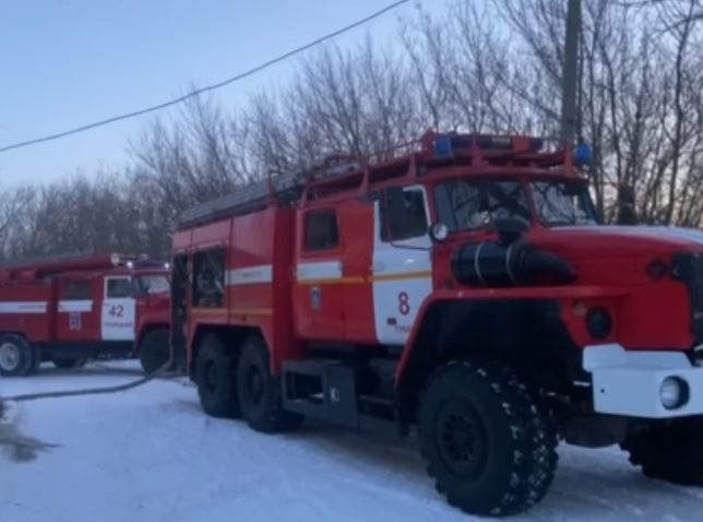 В старооскольском селе  загорелась баня 