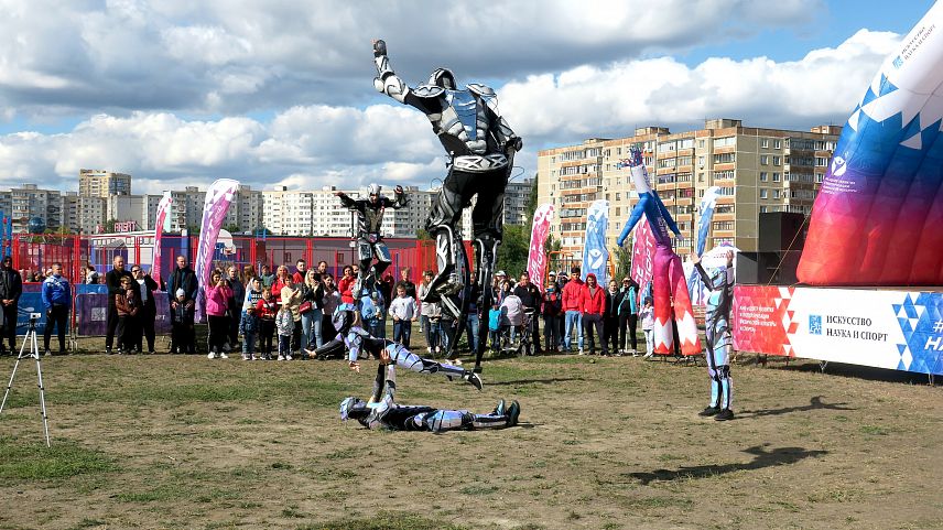 Жонглёры, акробаты, гигантский твистер и море спорт-развлечений ждут старооскольцев в День города