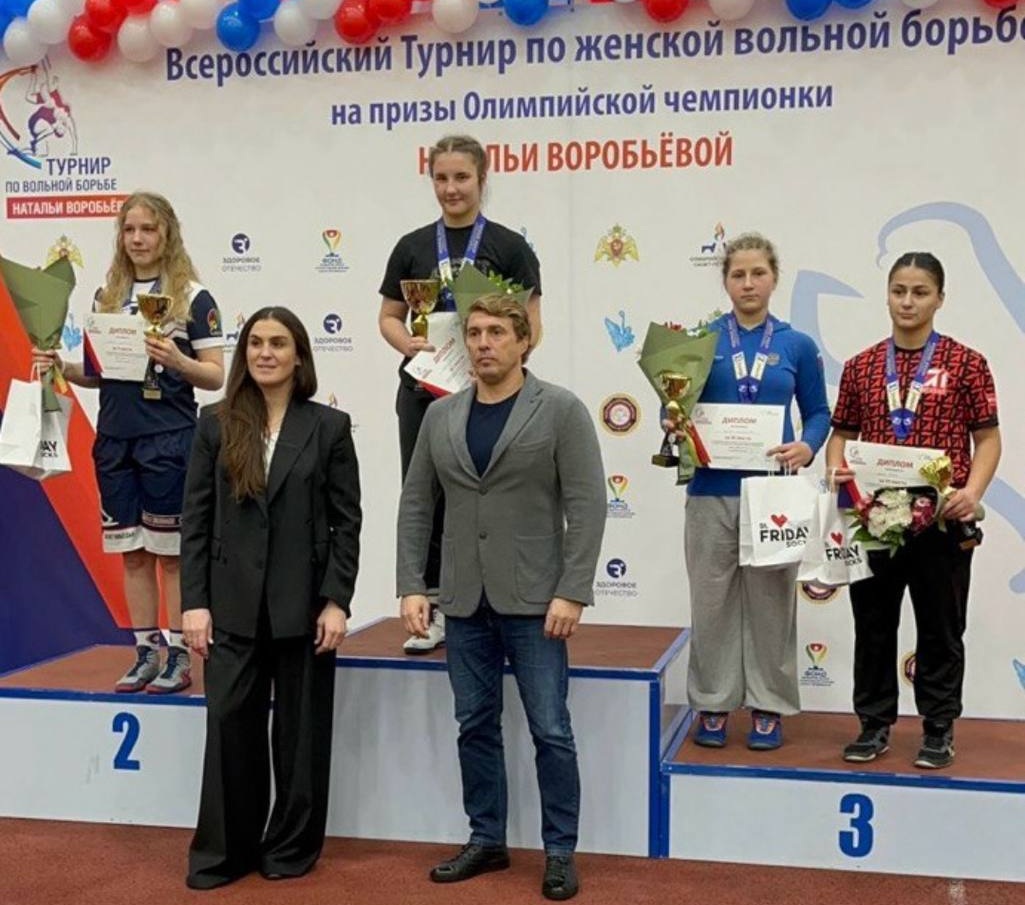 Старооскольская спортсменка завоевала золото всероссийских соревнований по вольной борьбе