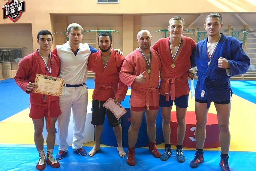 Старооскольские спортсмены успешно выступили на Чемпионате Белгородской области по боевому самбо
