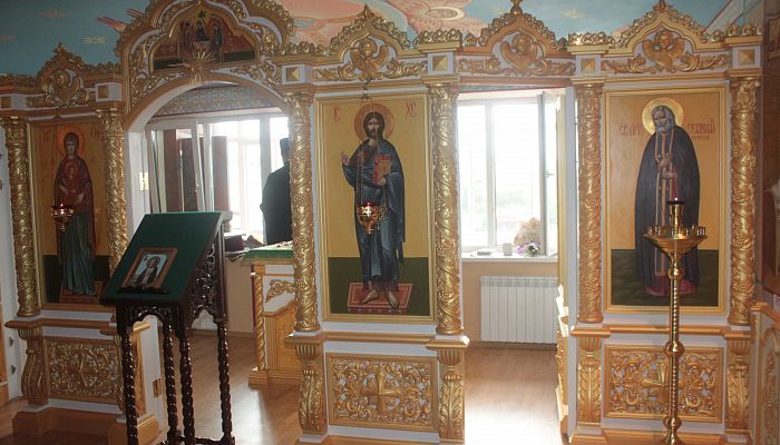 В Новооскольском доме-интернате для престарелых и инвалидов освятили храм, реконструированный на средства фонда «Поколение»