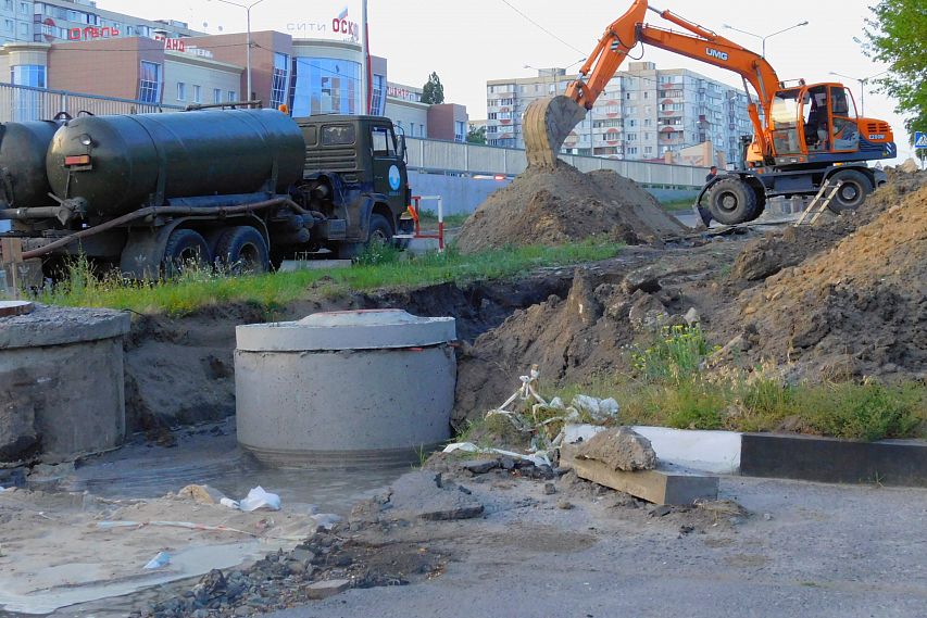 Глава администрации округа поблагодарил жителей Старого Оскола за терпение в связи с ремонтом сетей водоснабжения