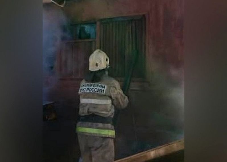 Спасатели ликвидировали пожар в ИЖС «Пушкарские дачи» 