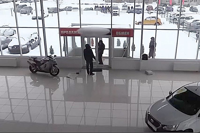 В Белгородской области владельцы автосалонов обманывали автомобилистов
