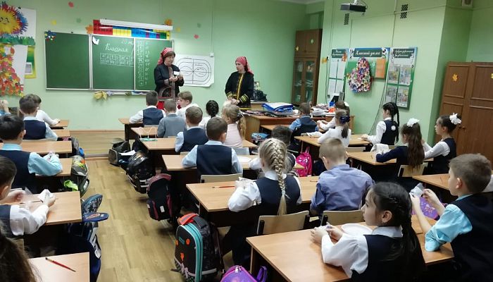 Мастера Дома ремёсел провели мастер-классы в Старом Осколе и Губкине