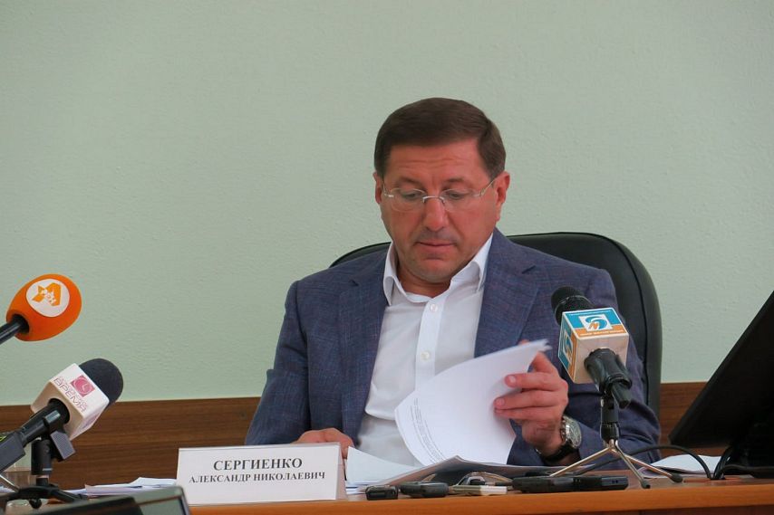 Бывшему главе Старооскольского округа продлили срок ареста на три месяца