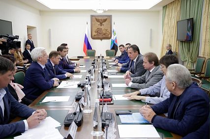 Руководители белгородских предприятий подписали соглашение о сохранении средней зарплаты мобилизованным 