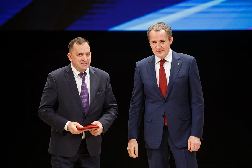 Генеральному директору Стойленского ГОКа присвоили звание «Почётный горняк»