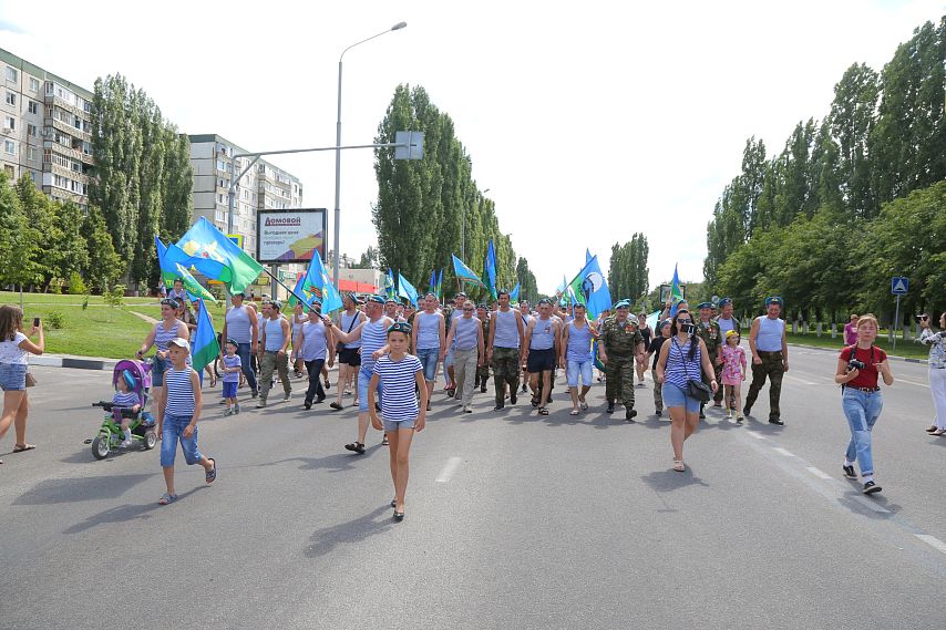 В Старом Осколе в День ВДВ перекроют дороги и изменят маршруты общественного транспорта