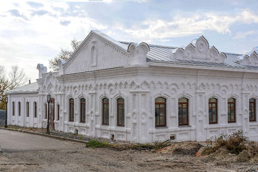 Реконструкция Аптеки Турминского в Старом Осколе приблизилась к завершению