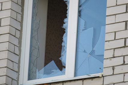 Обломки беспилотника повредили здание в старооскольском селе Шмарное