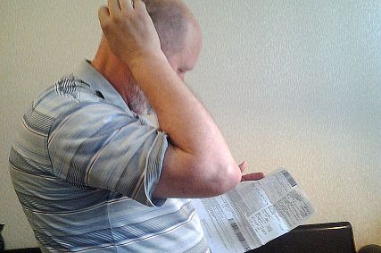 Без счётчика и с долгами: староосколец проиграл суд отключившим ему свет энергетикам