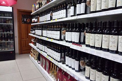 В Старом Осколе задержали мужчину за кражу алкоголя из магазина