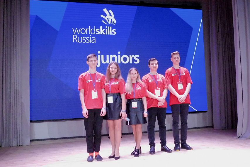 В Старом Осколе будущие шеф-повара соревнуются на чемпионате WorldSkills среди юниоров