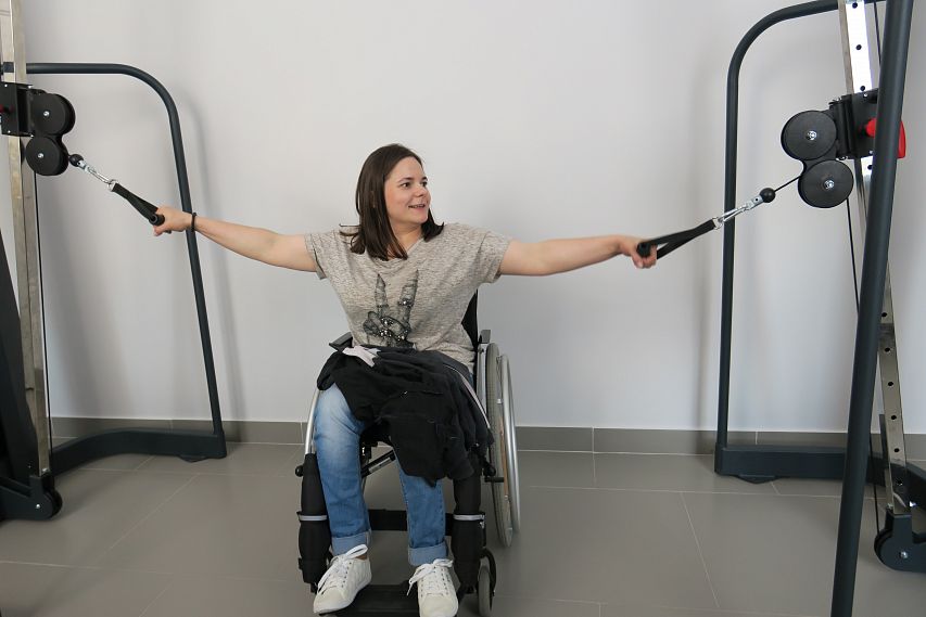 Инвалиды-колясочники смогут заниматься на тренажёрах бесплатно