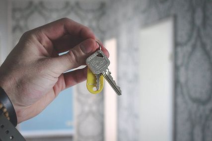 В Старом Осколе упростили порядок приватизации служебного жилья для медработников