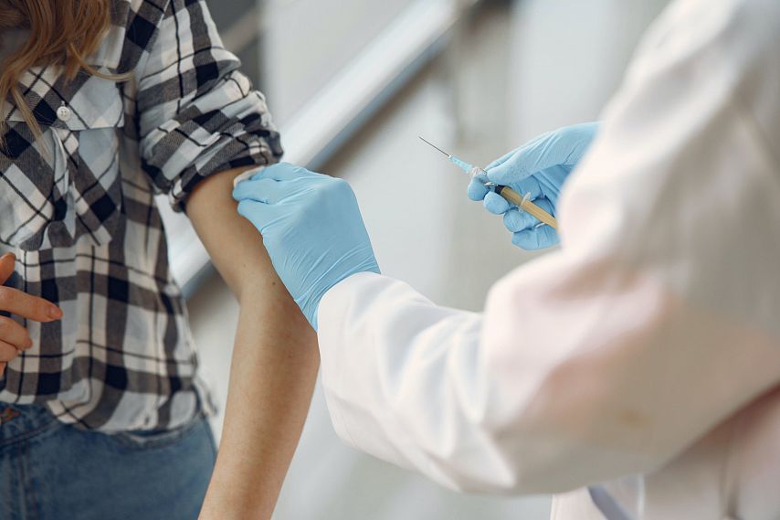 В Белгороде согласие на вакцинаюцию детей от ковида дали 6 тысяч родителей