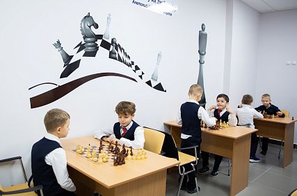 Фонд «Милосердие» помог открыть новый шахматный клуб в Старом Осколе