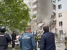 В Белгороде после ракетной атаки обрушился подъезд многоквартирного дома