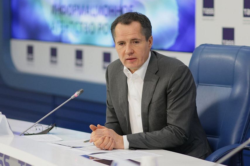 Белгородские власти рекомендуют перевести студентов и школьников приграничных территорий на дистант