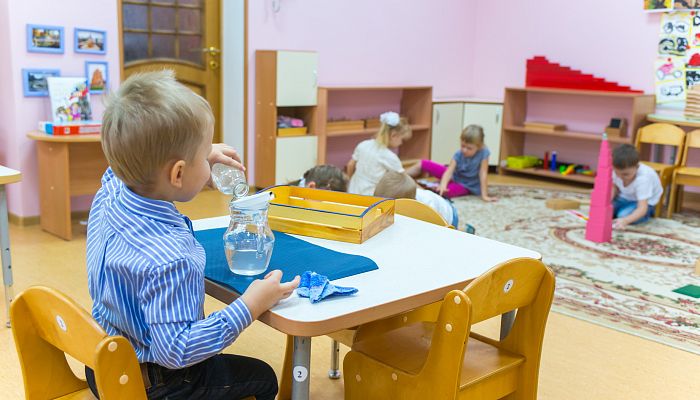 Андрей Угаров помог детскому саду №44