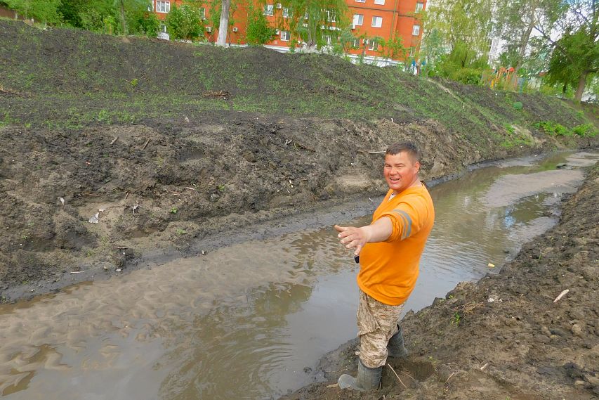 В Старом Осколе работник парка Зелёный Лог обнаружил мину на берегу ручья Рудка (обновлено)