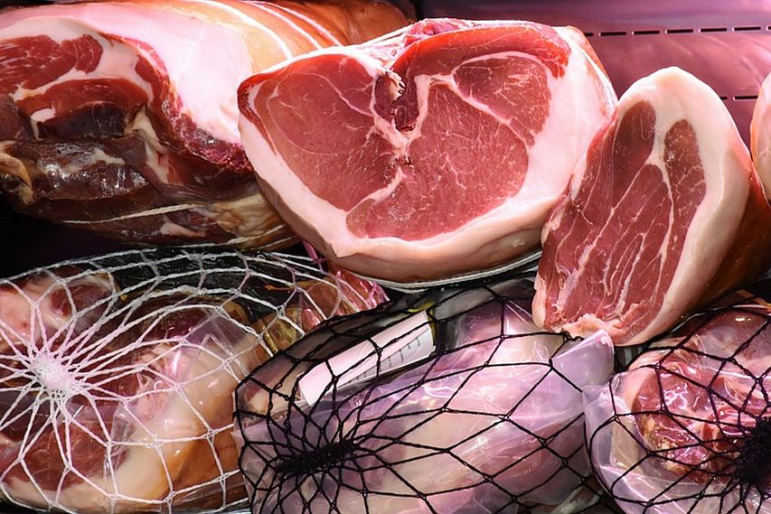 Житель Воронежа обманул старооскольский мясокомбинат на два миллиона рублей
