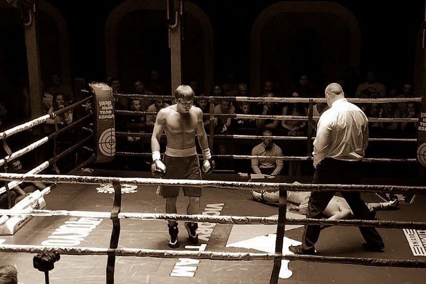 Старооскольские боксёры выступили на спортивном шоу в Воронеже