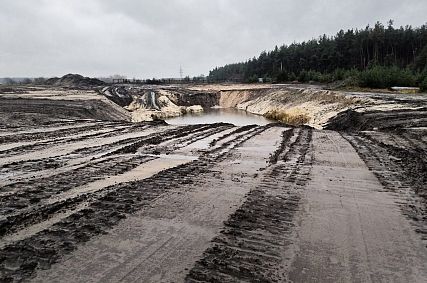 Старооскольского предпринимателя оштрафовали за уничтожение плодородной почвы