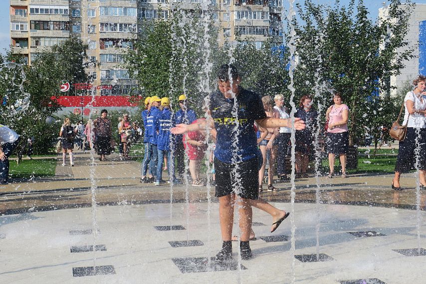 В Старом Осколе из-за критических нарушений закрыли контактный фонтан в Лунном сквере
