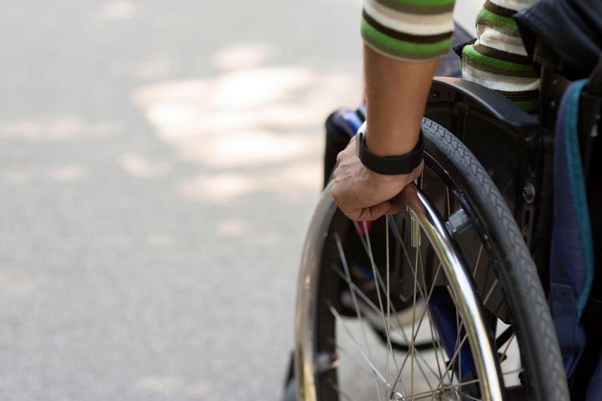 Ребёнка с тяжёлым заболеванием в Старом Осколе лишили группы инвалидности