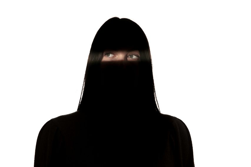 Оскольчанка обокрала спящего кавалера в ночь на 8 марта